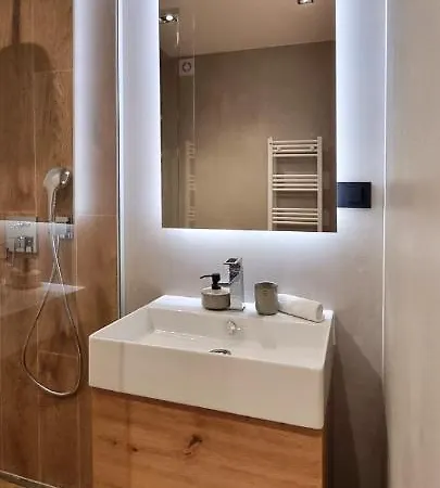 Apartment A6